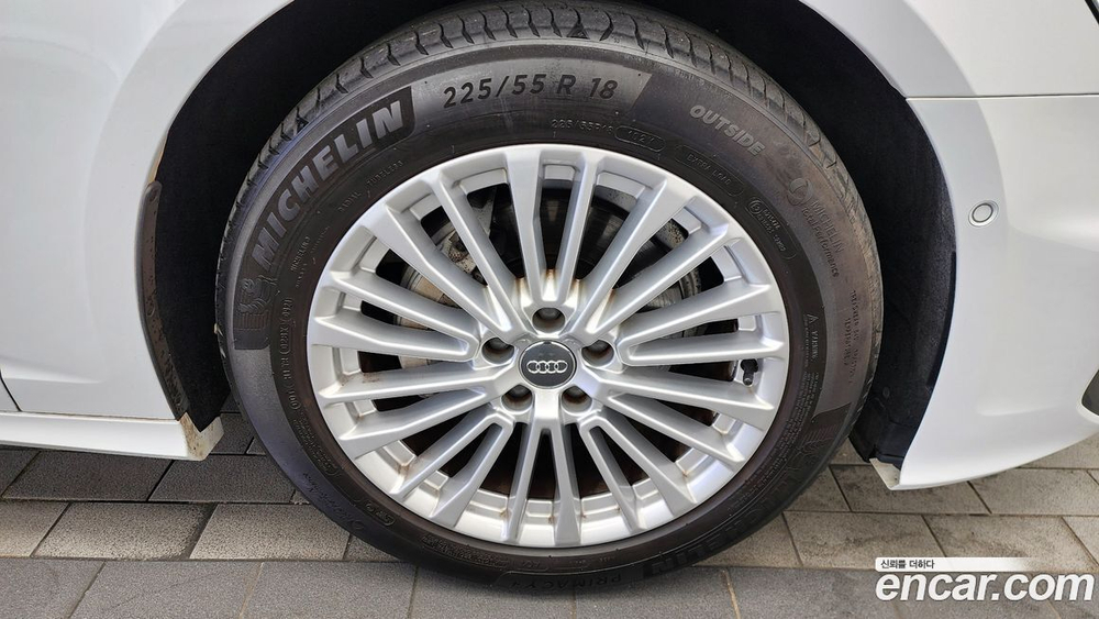 Audi A6 (C8) 40 TDI Premium (01.2020)