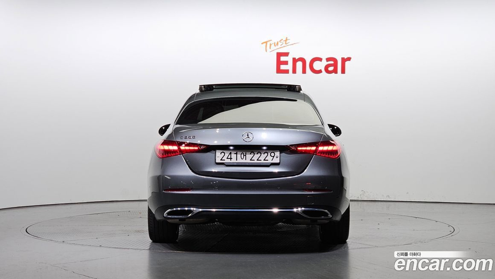 Mercedes-Benz C-Class W206 C200 Avangarde (12.2022)
