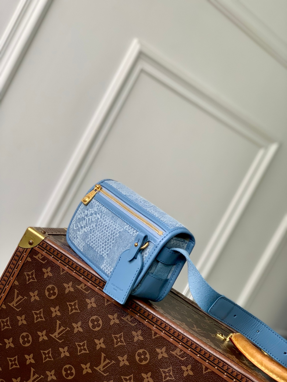 Louis Vuitton Bosphore Wearable Wallet