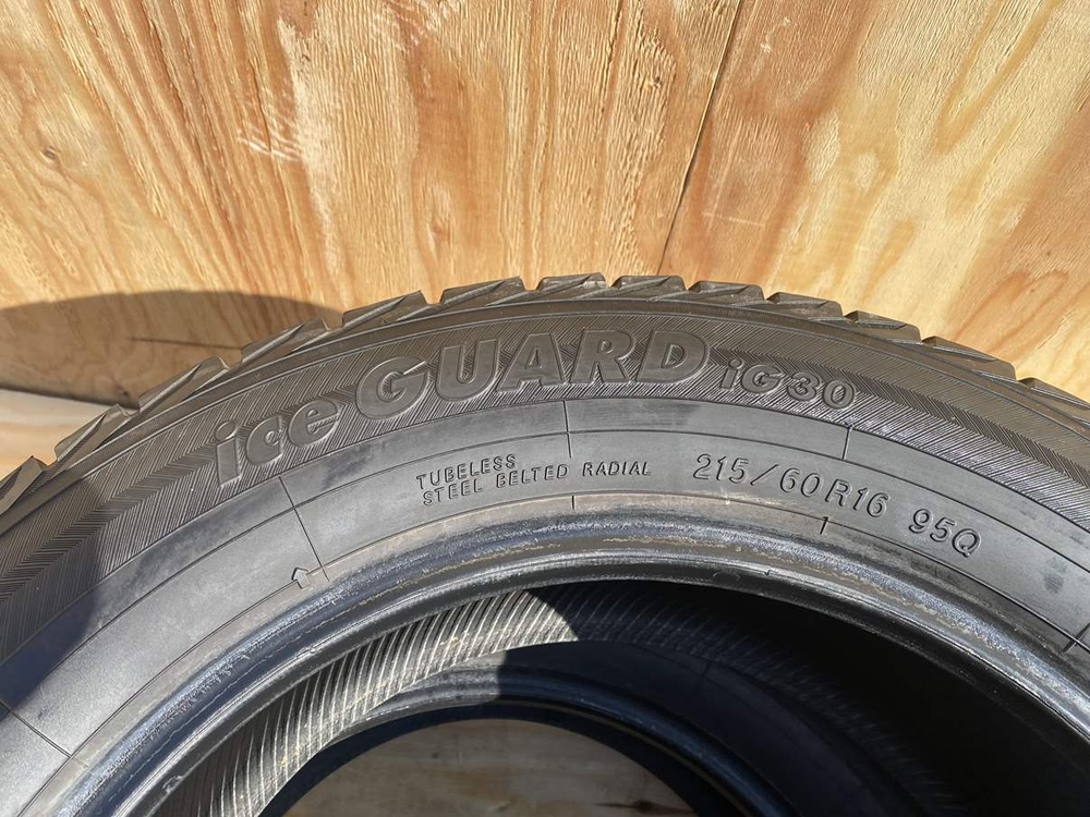 Шины Yokohama Ice Guard 215/60 R16 95Q 2 шт.
