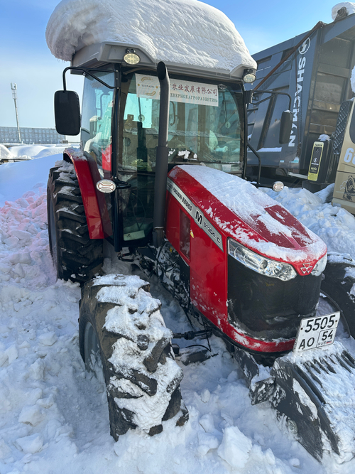 MASSEY FERGUSON S1304* Трактор S1304-C (Дизельный, 4,4 л, 130 л.с., МТ)