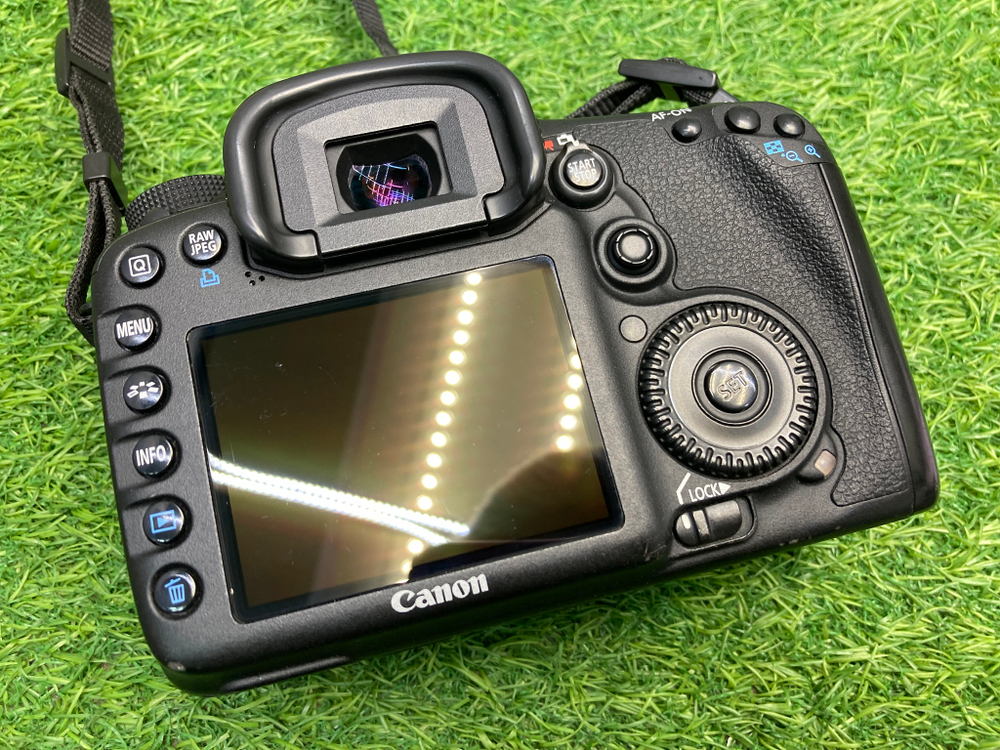 Canon EOS 7D 51.800 кадров
