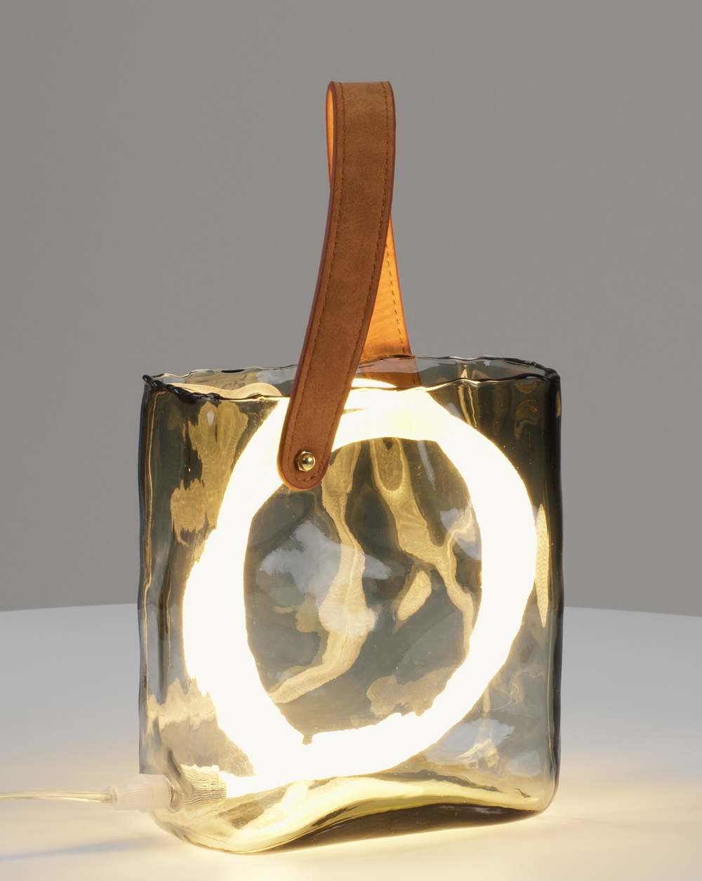 Лампа настольная светодиодная Moderli V11675-TL Bag