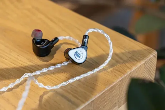 Fir Audio e10 Universal
