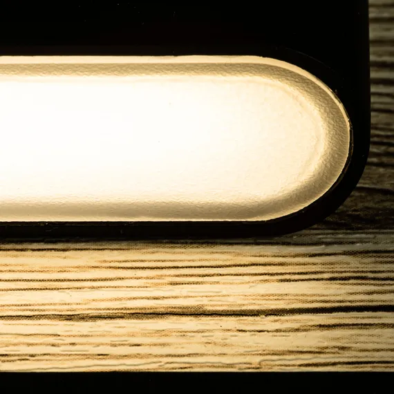 Бра черное с ридером на деревянной основе Mood