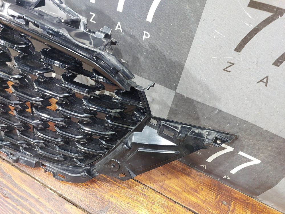 Решетка радиатора Mazda CX-5 2 (KF) 21-нв Б/У Оригинал KBST50719