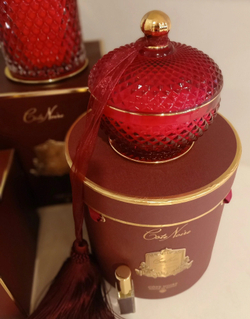 Свеча ароматическая Red Round Art Deco Свеча Cote Noire Красный / Золотой