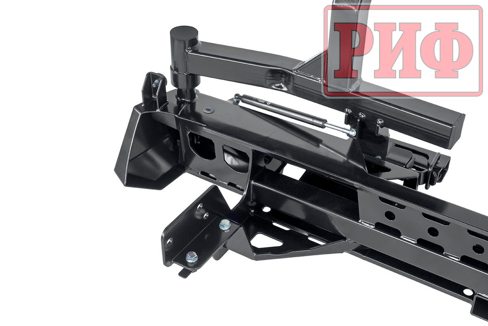 Бампер силовой задний Isuzu D-MAX (2012-2021) с квадратом под фаркоп и фонарями, стандарт