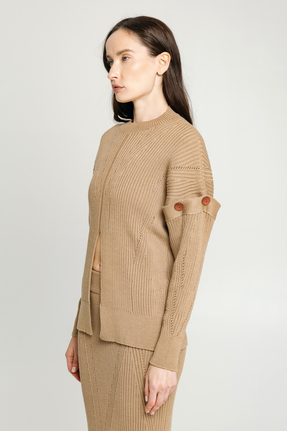 Джемпер FIGURA