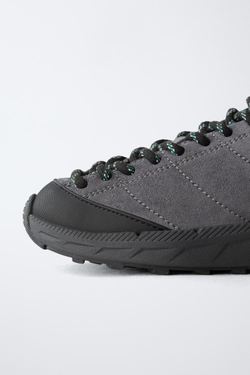 ZARA ТЕХНИЧЕСКИЕ СПОРТИВНЫЕ КРОССОВКИ, СЕРЫЙ