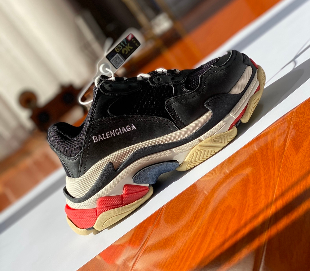 Balenciaga Triple S