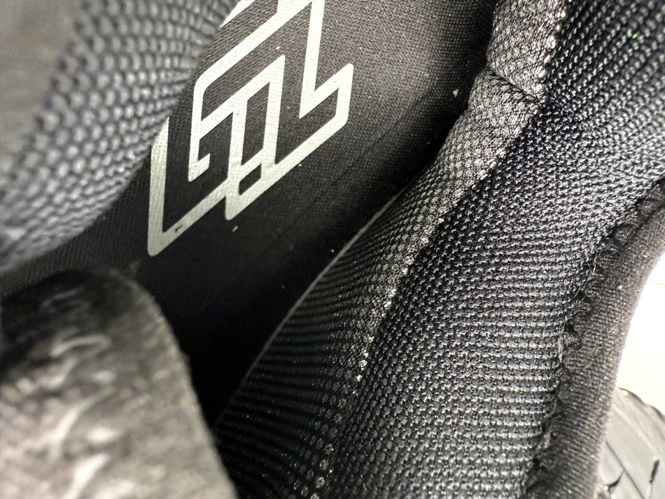 Кроссовки Reebok Gore-Tex ТЕРМО #N558 (черн.)