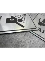 Табличка Туалет