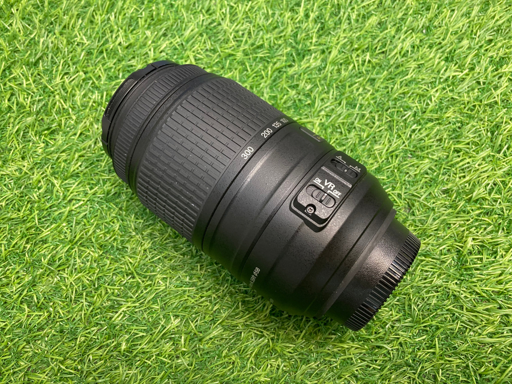 Nikon 55-300mm 4.5-5.6G ED DX VR AF-S Nikkor