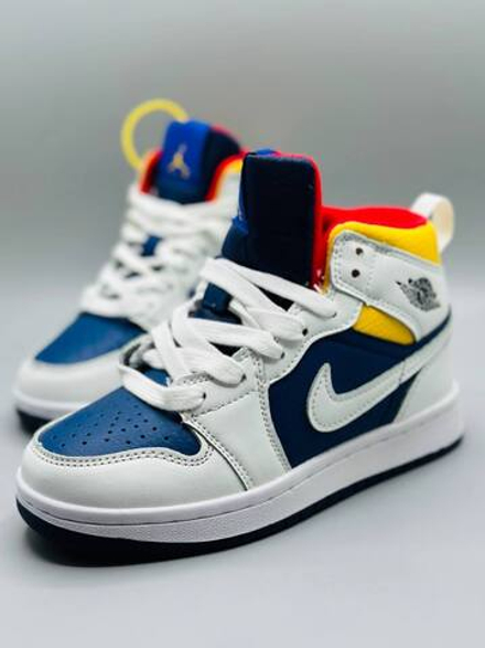 Детские высокие кожаные кроссовки Nike Air Jordan 1