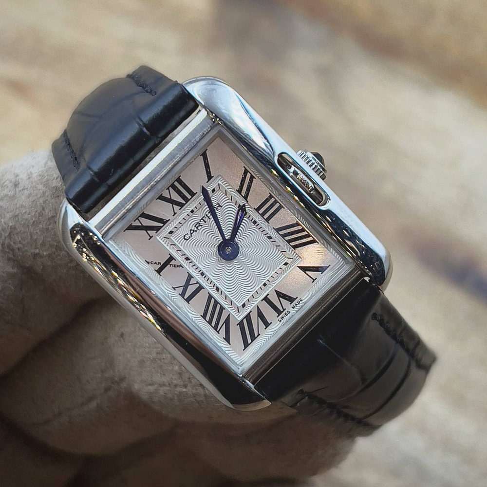 Часы Cartier