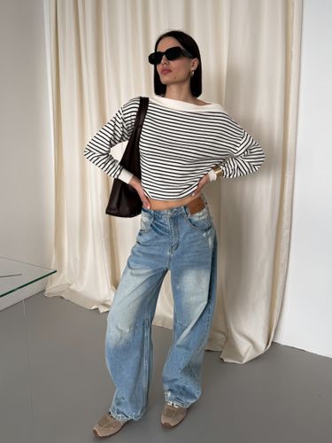 Джинсы широкие женские NOHO