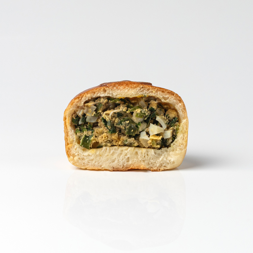 Бокс пирожков с зеленым луком и яйцом 16 шт 480гр