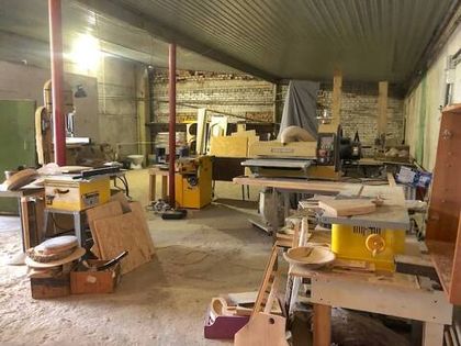 В технопарке Selhozka Loft открылась мастерская «Славные деревяхи»