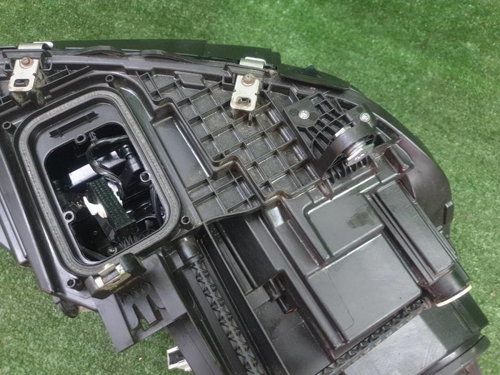 Фара левая Mercedes GLE V167 (18-24) Multibeam LED