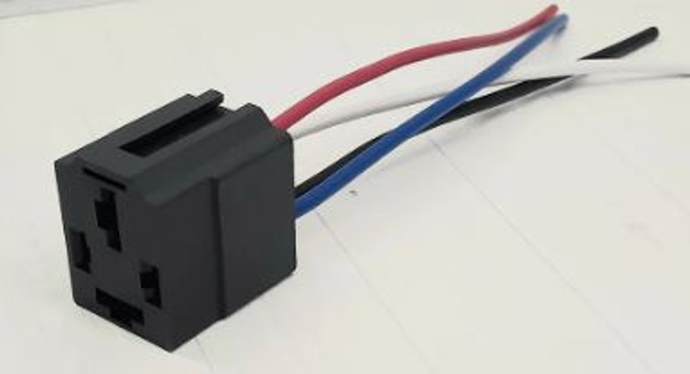 Разъем 4-х контактного силового реле 70А  (2станд+2больш) SQ5645 (3747)