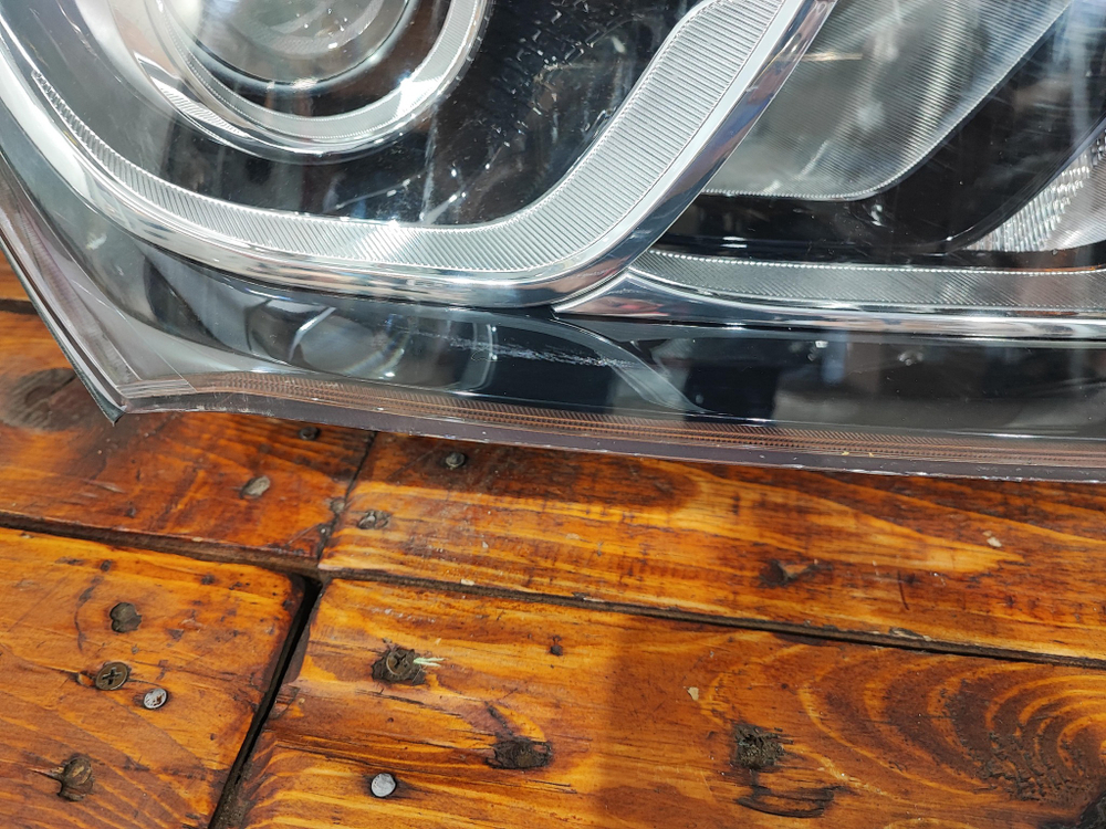 Фара правая ксенон Hyundai Santa Fe 3 (DM) 15-18 Б/У Оригинал 921042W600