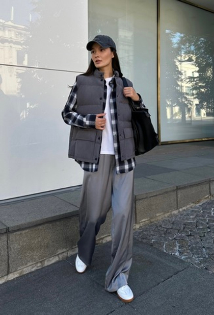 Брюки из атласной ткани