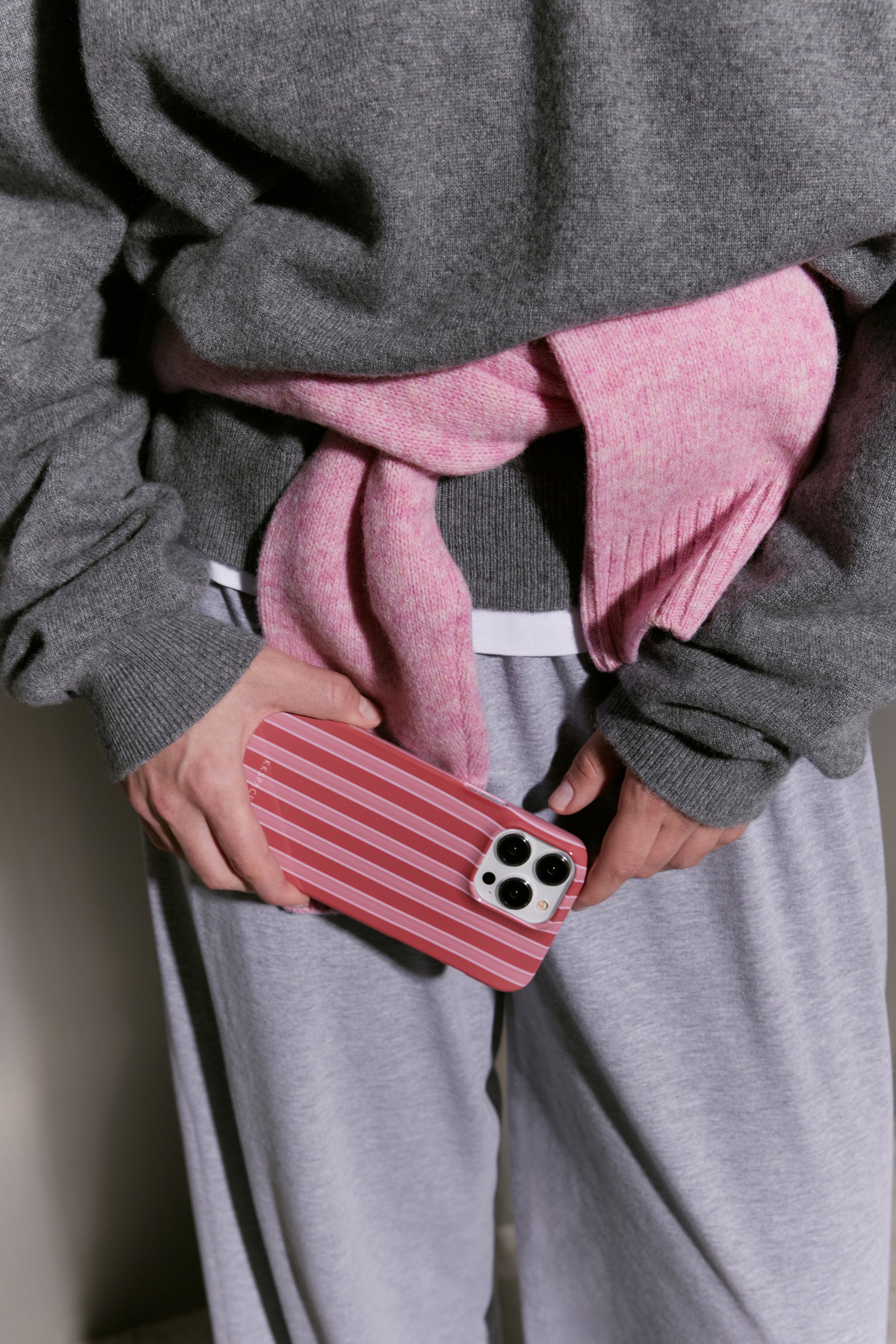 Чехол HOLIDAY WRAP (красный) для iPhone