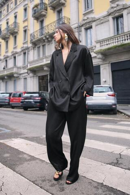 ZARA БРЮКИ ИЗ ЖАТОЙ ТКАНИ, ЧЕРНЫЙ