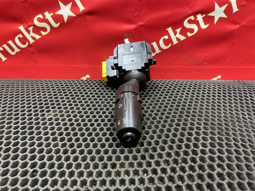 Переключатель подрулевой левый 2019г.