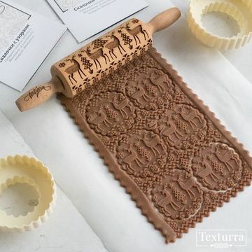 Малая скалка с узором Новогодний орнамент с оленями