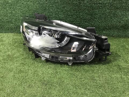 Фара правая Mazda CX-5 1 (2015-2017) LED