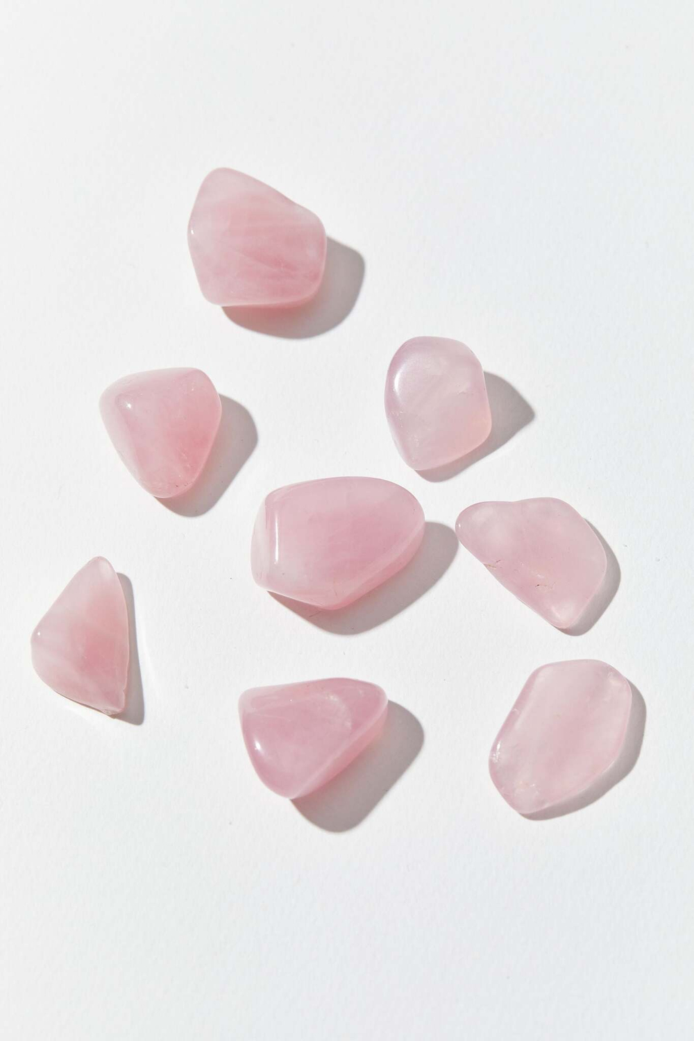 Розовый кварц галтовка