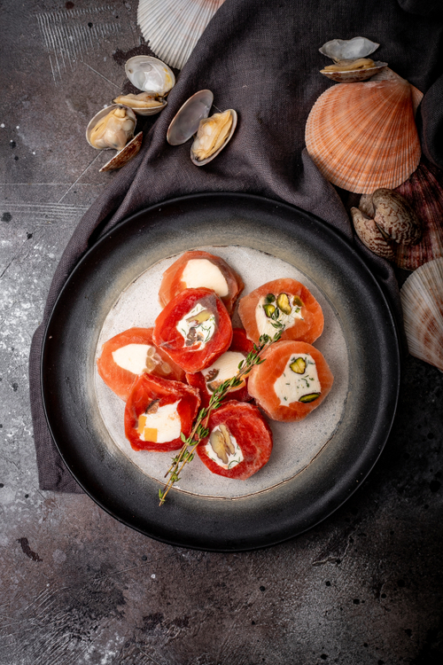 Рулетики Микс слабосоленые (форель, нерка)