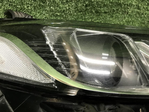 Фара правая Toyota Camry xv70 (2017-н.в.) LED