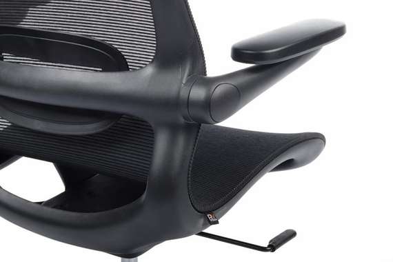 Кресло Миллер YSJ-300 Черный