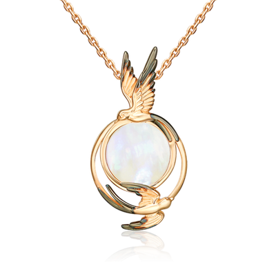 Подвеска «Солнечный полдень» из красного золота с перламутром