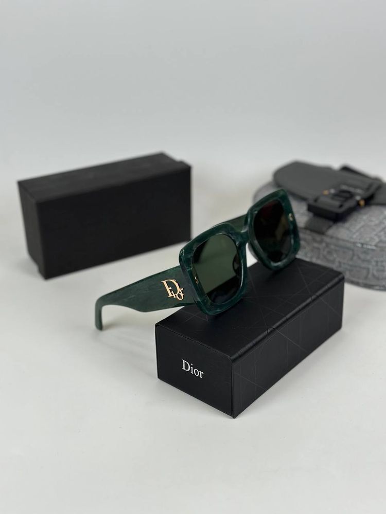 Джинсы Christian Dior