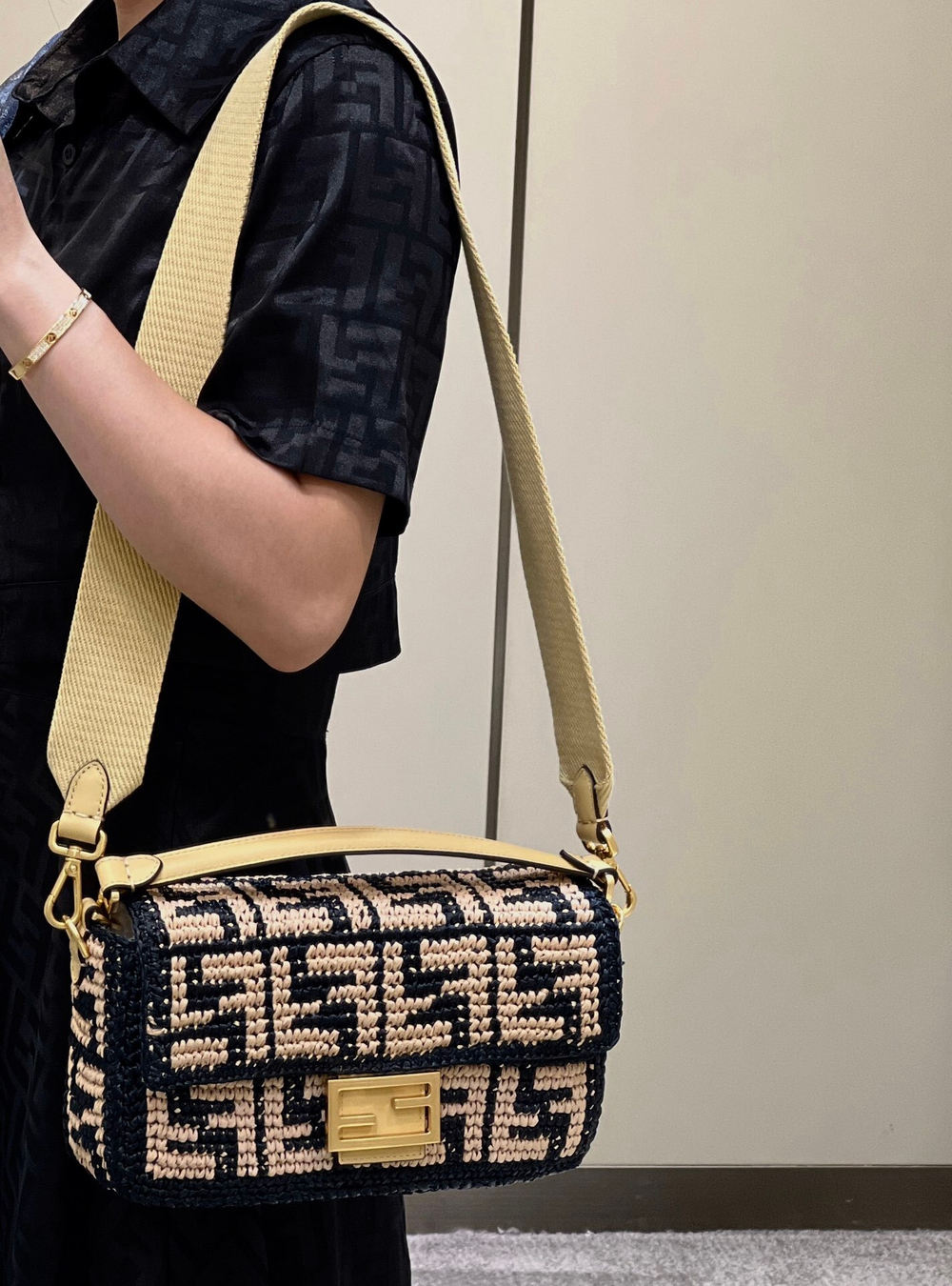 Fendi Baguette 27 cm