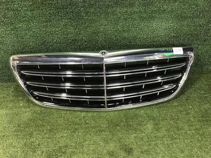 Решетка радиатора Mercedes S W222 (2017-2020)
