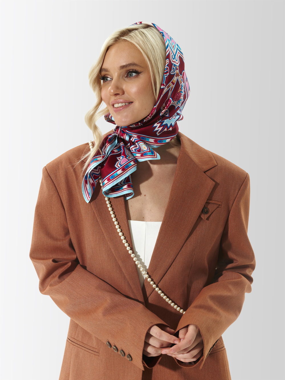 Платок «Кавказский скакун» 100% шёлк