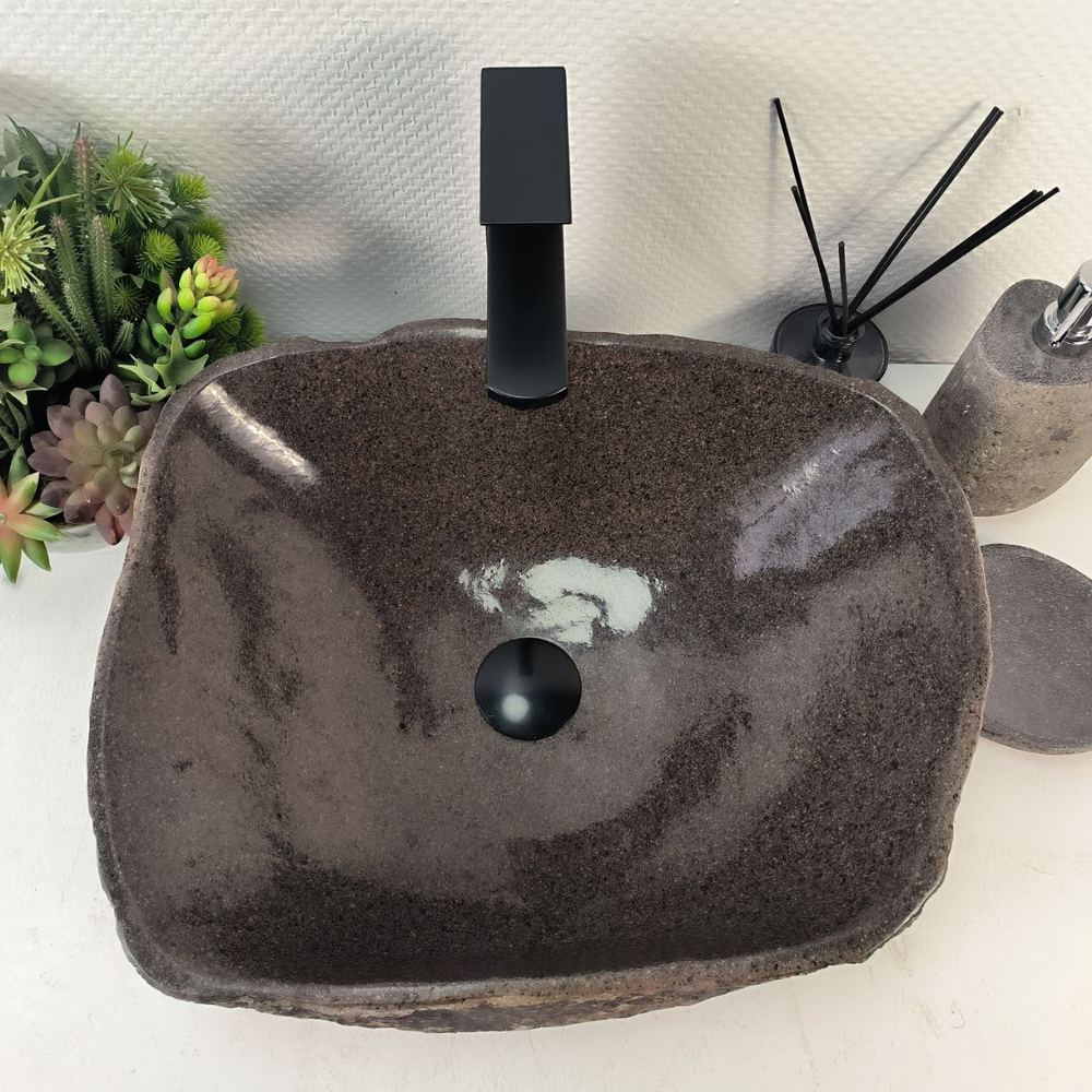 Раковина из речного камня RS-65260 45*39*15 0862