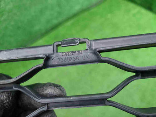 Решетка переднего бампера Mini Hatch F56 13-21 JCW