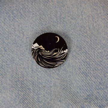 Деревянный значок. Мунлайт