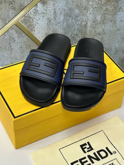 Шлепанцы Fendi