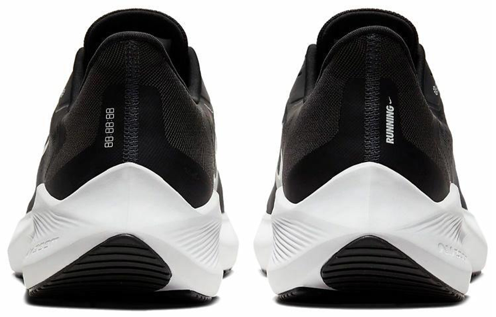Кроссовки Nike Zoom Winflo 7