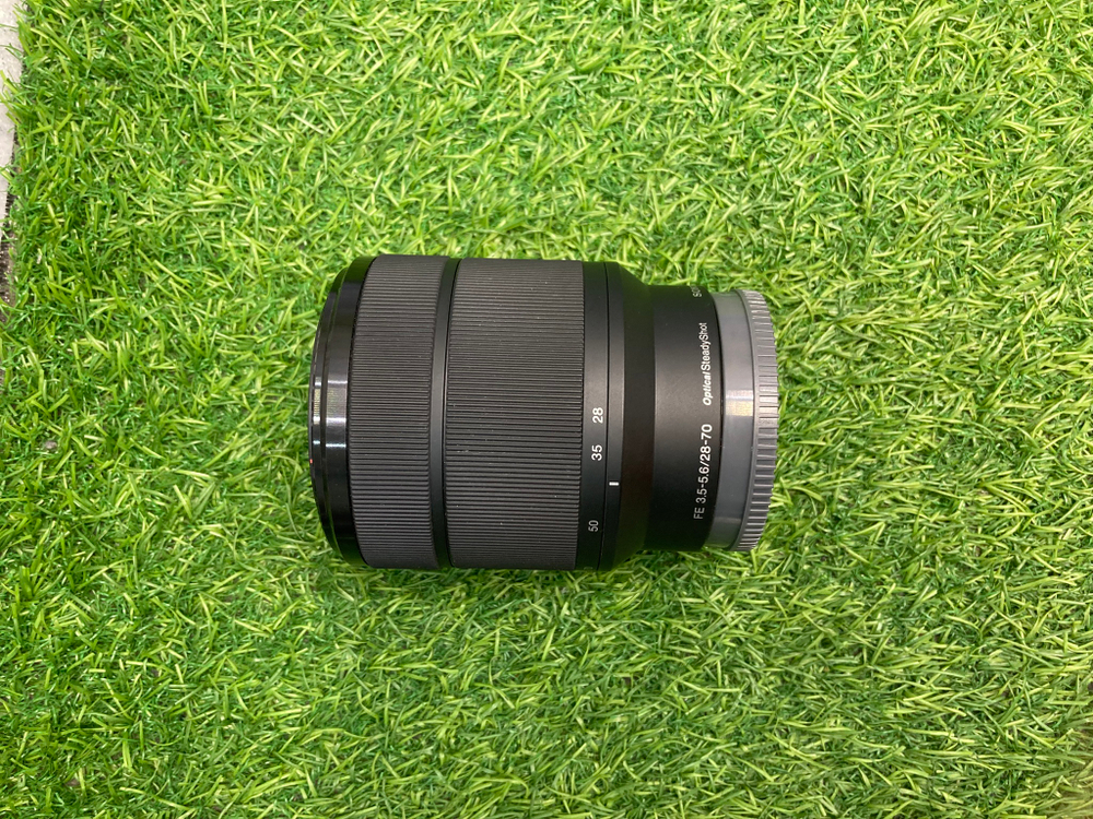 Sony 28-70 mm 3.5-5.6 OSS