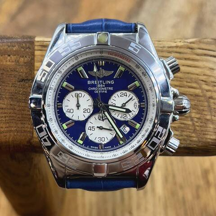 Часы Breitling