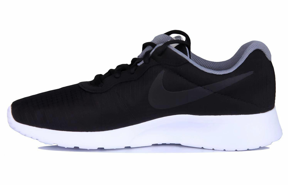 Кроссовки Nike Tanjun