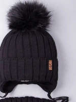 Шапка зимняя для мальчика на завязках и снуд